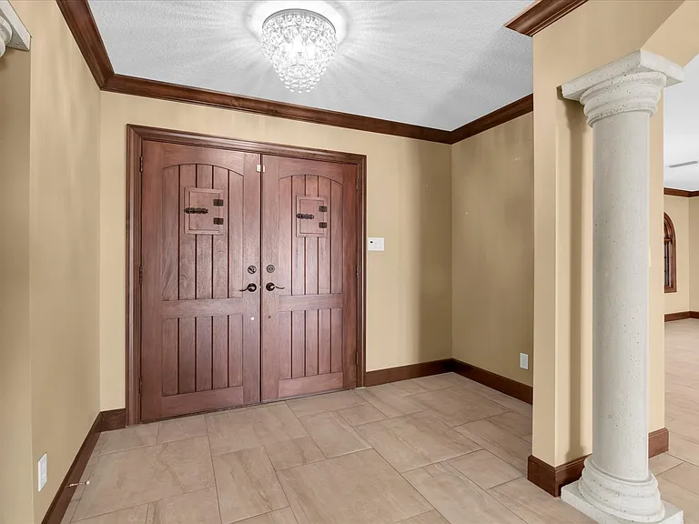 5810 Bahama Shores Dr S — Photo 34
