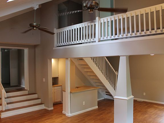 3rd image of 5100 Parish Dr