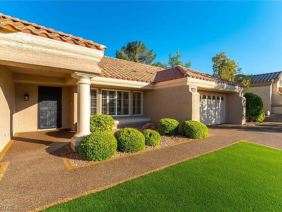 3rd image of 2716 Tumble Brook Dr