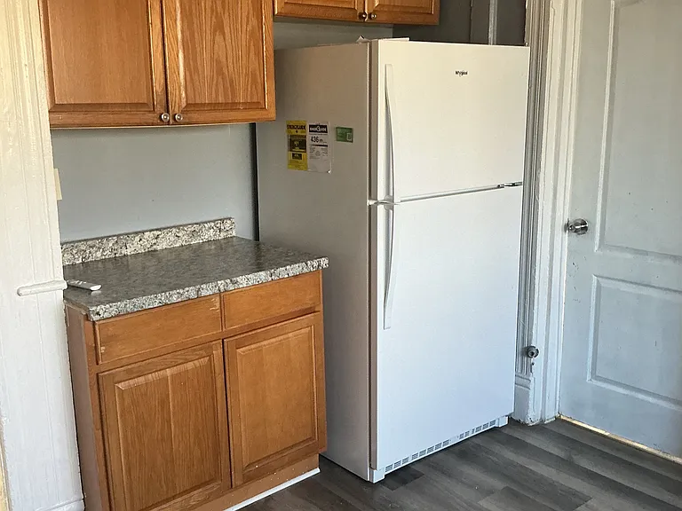 90 Champlin Ave #1 — Photo 12