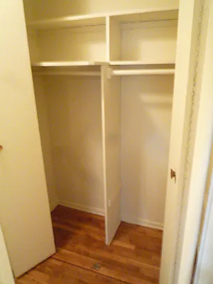 Rented by DSA Realty Midtown West | media 17