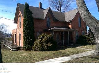 114 E Front St, Grand Ledge, MI 48837