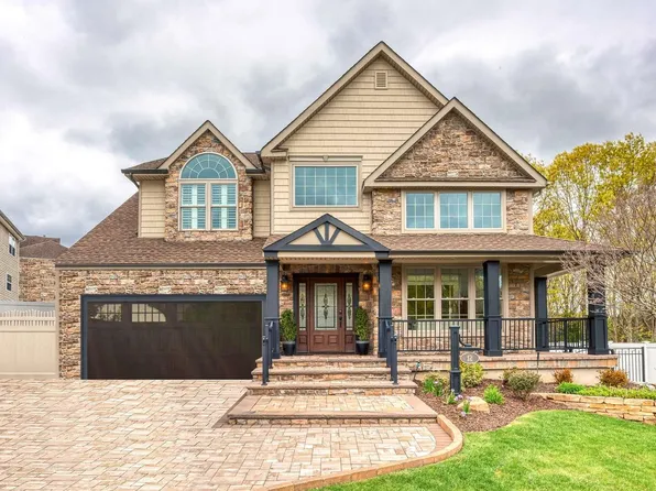 12 Beechwood Drive, Manorville, NY 11949