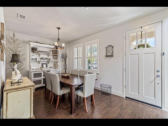 5th image of 1413 Yarberry Ln
