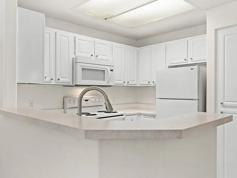 11375 E Sahuaro Dr #1041 — Photo 8