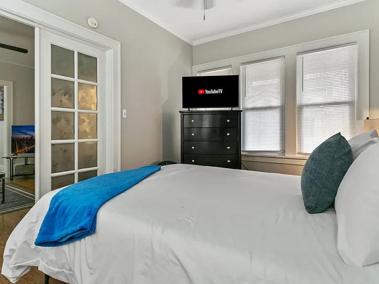 522 N Sheridan Rd #2 — Photo 31