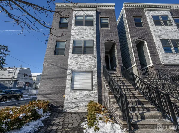 197 Garfield Ave, Jersey City, NJ 07305