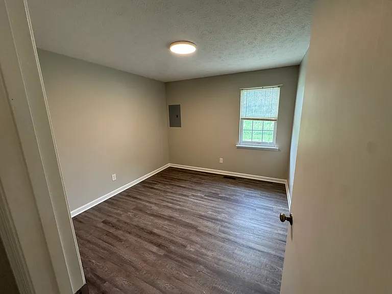 188 Pine Grove Rd — Photo 7
