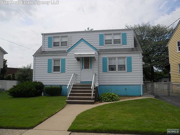 4th image of 67 Dyer Ave
