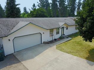 7450 W Division St, Rathdrum, ID 83858