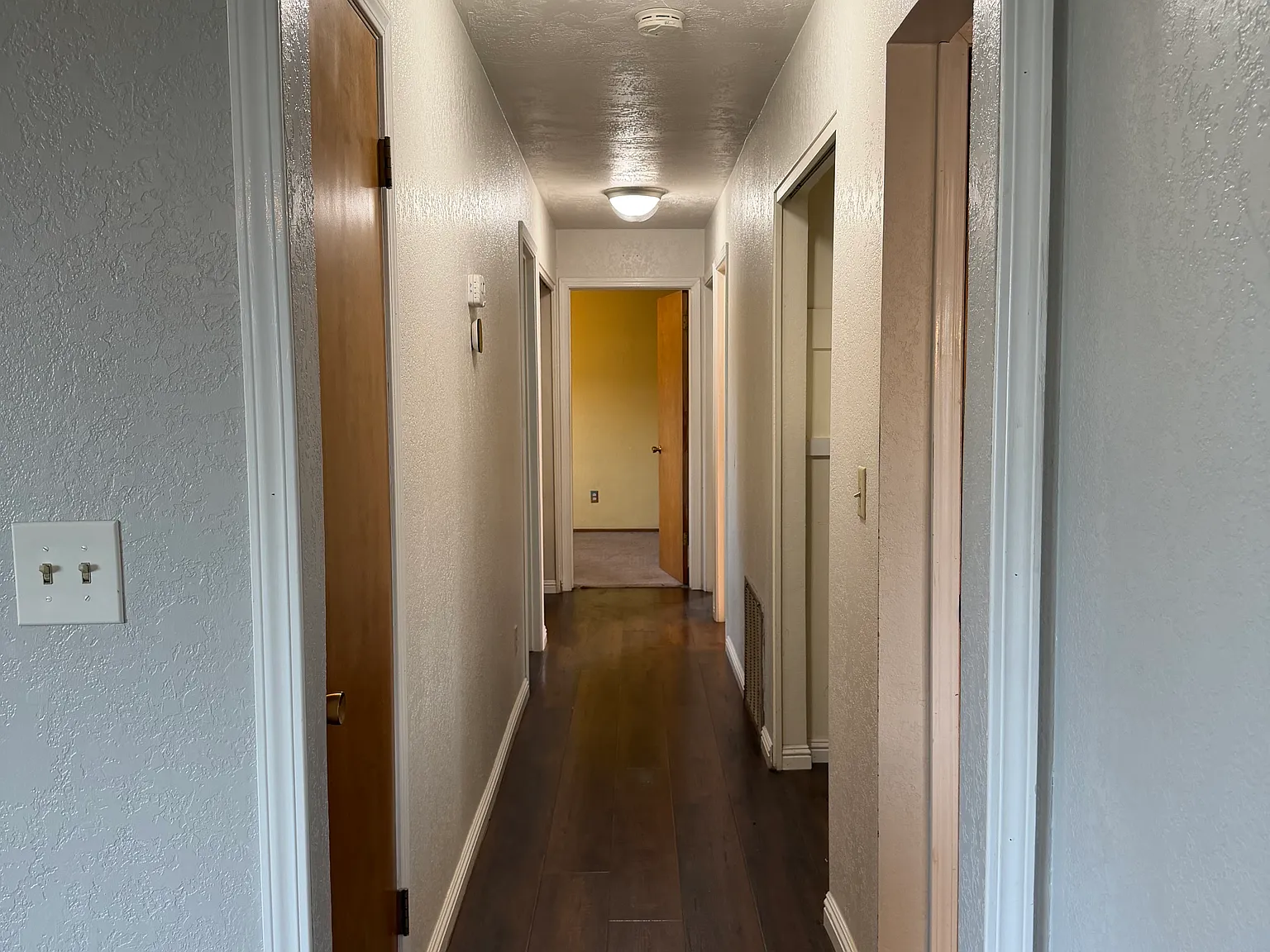 3 bed, 1718 sqft, $1,800 — Photo 4
