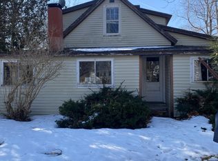 321 Old County Rd, Wells, ME 04090