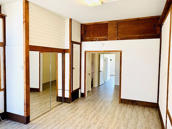 2nd image of 5050 Cape May Ave #0