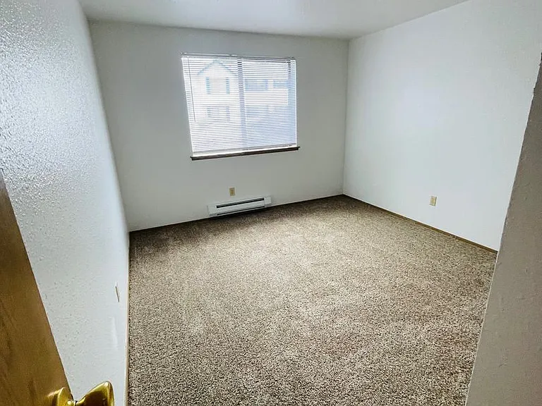 3601 & 3609 I St NE — Photo 40