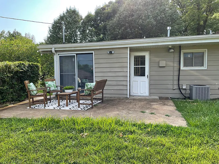 124 Coral Ter — Photo 13