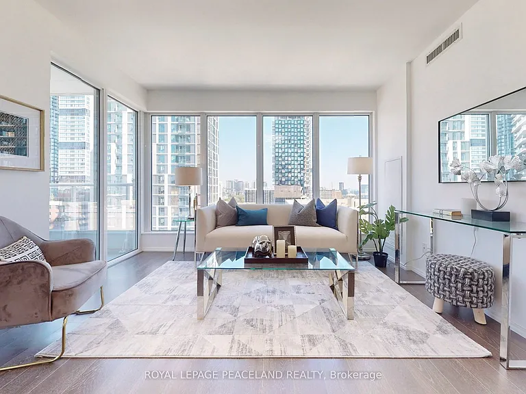 68 Shuter St #1810 — Photo 3