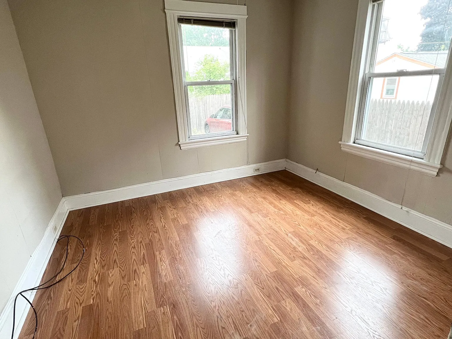 158 Grasmere Ave — Photo 3