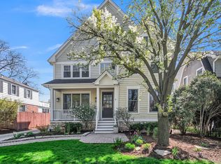 4605 Johnson Ave, Western Springs, IL 60558