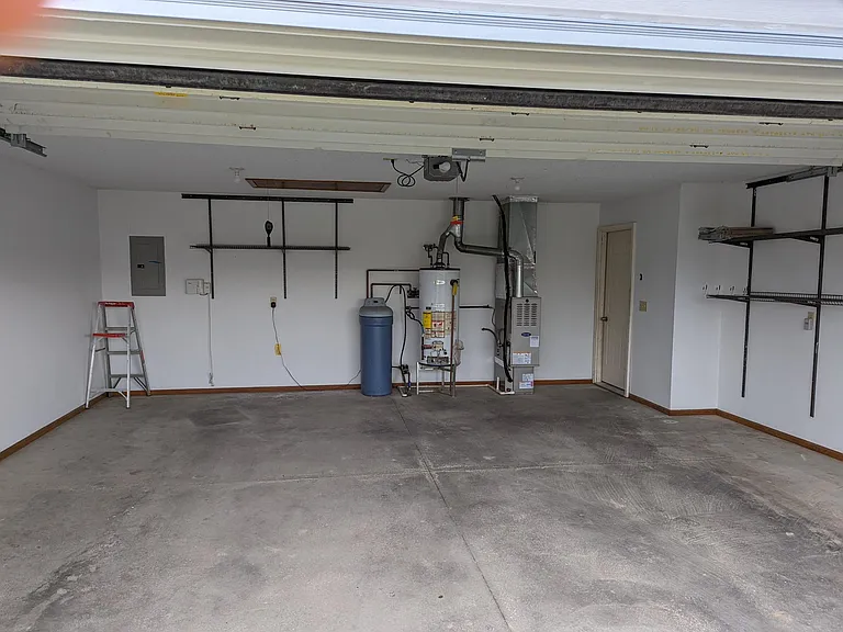 15210 Water Oak Pl — Photo 12