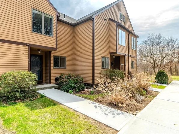 575 Bridge Rd Unit 9-6, Northampton, MA 01062