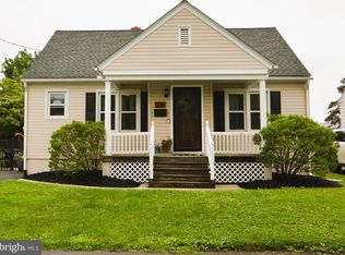 230 E Ferdinand St, Manheim, PA