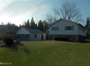 34687 Koch Ave, Sterling Heights, MI 48310