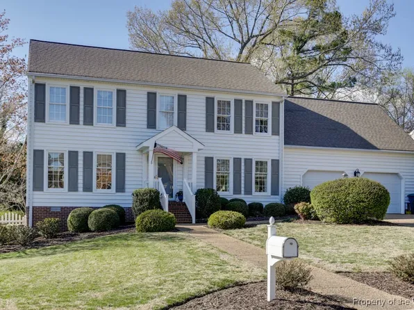 5 Blacksmythe Ln, Newport News, VA 23602