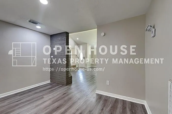 2330 Wren Meadow Rd — Photo 5