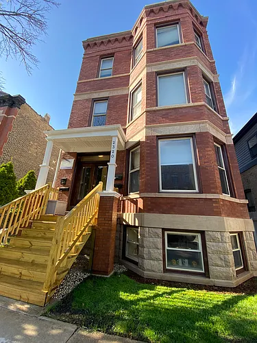 2320 W Armitage Ave #1 Photo 1