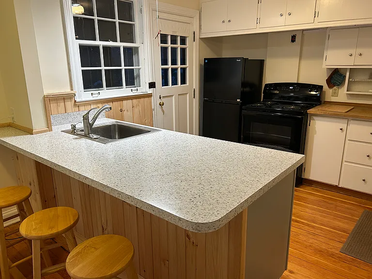 Counter seating with new peninsula