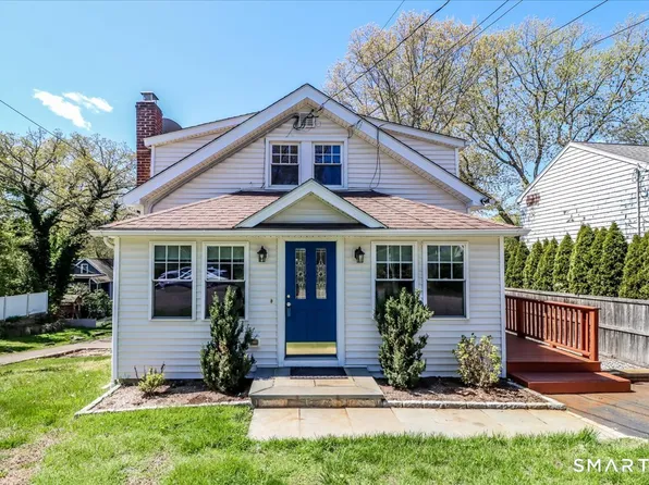 25 Maplewood Ave #1, Westport, CT 06880