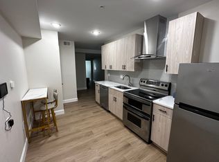 42 N 40th St APT 2, Philadelphia, PA 19104