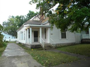 825 Maple Ave, Terre Haute, IN 47804