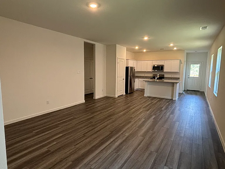 5512 Hastings Ln — Photo 4