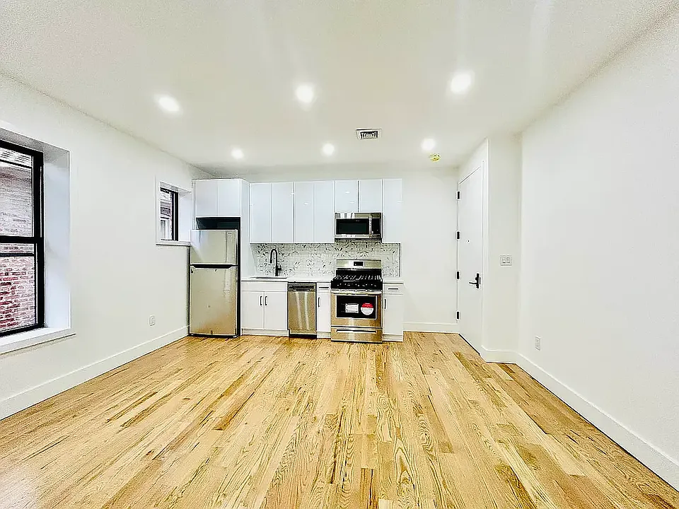 858 Linden Blvd #2F