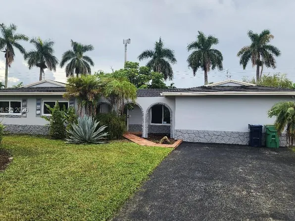 8880 SW 183rd Ter, Palmetto Bay, FL 33157