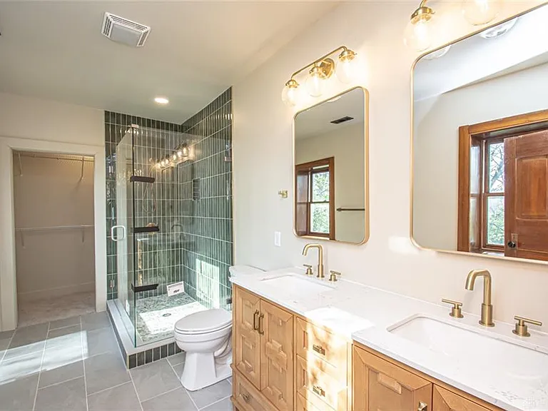 117 Montgomery Ave — Photo 50