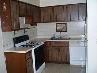 2nd image of 1939 Wickham St #1