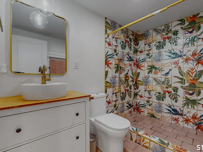 444 Highland St — Photo 25