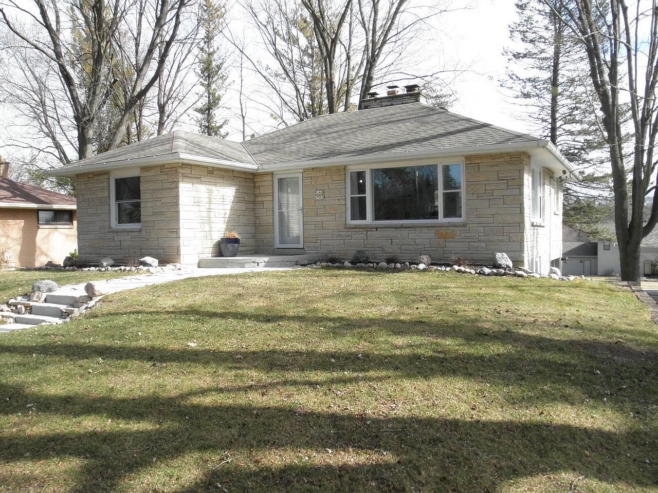 W140N7502 Lilly ROAD, Menomonee Falls, WI 53051 Zillow