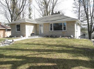 W140N7502 Lilly Rd, Menomonee Falls, WI 53051