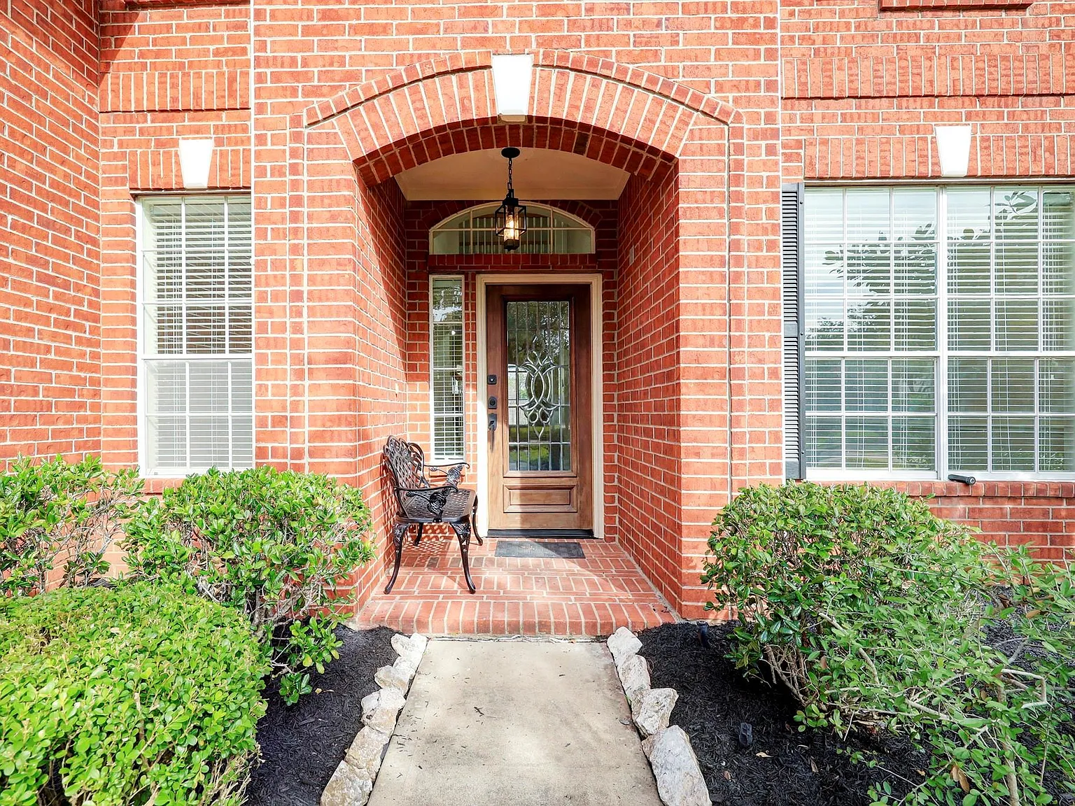 5 bed, 3.5 bath, 3277 sqft, $3,400 — Photo 4