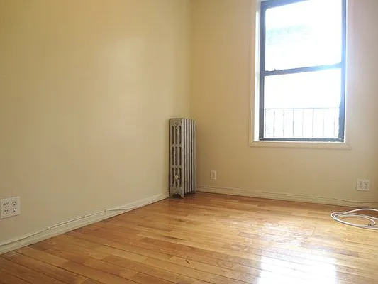 Rented by New York Realty Minimax Inc | media 13