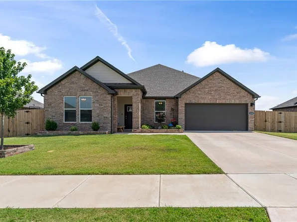 2008 Hahn St, Pea Ridge, AR 72751