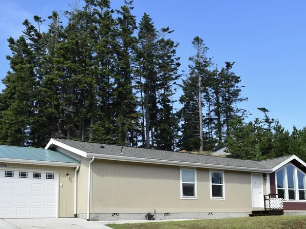94252 Seaview Ln, Gold Beach, OR 97444