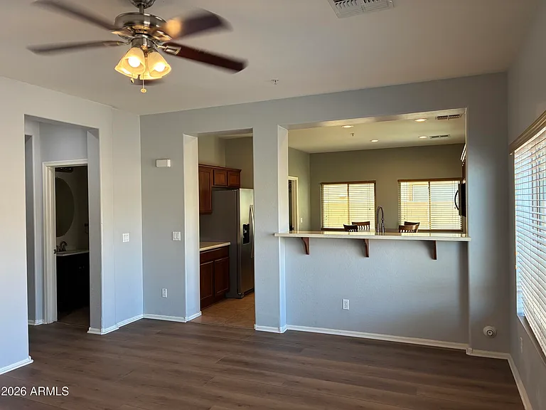 928 E Randy St — Photo 12