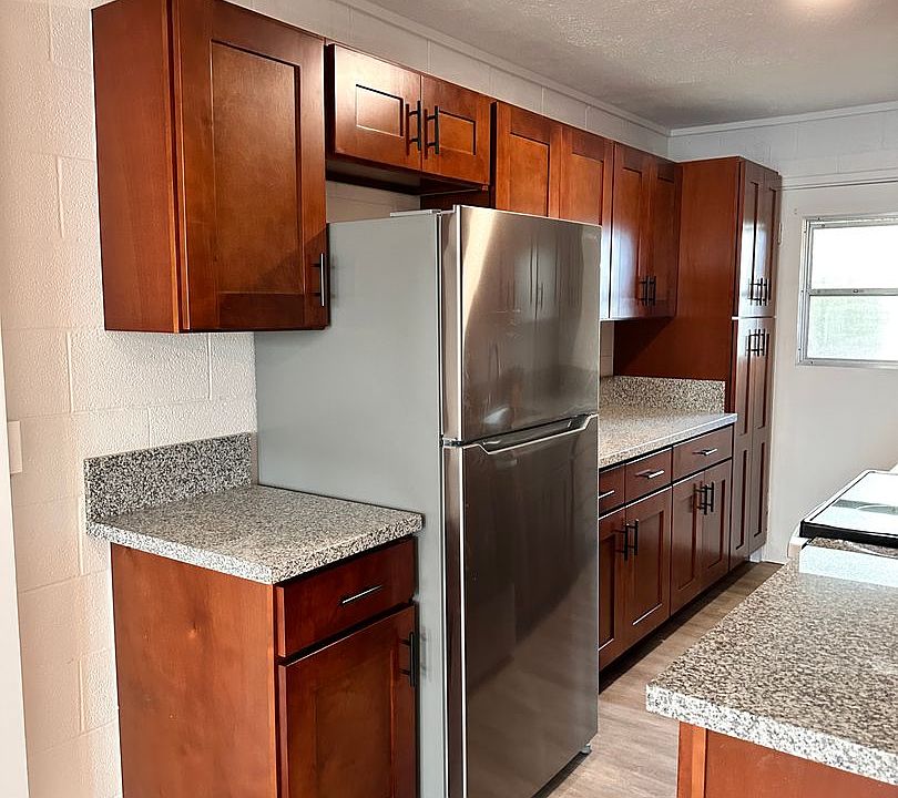 1st image of 230 Kapiolani St #302