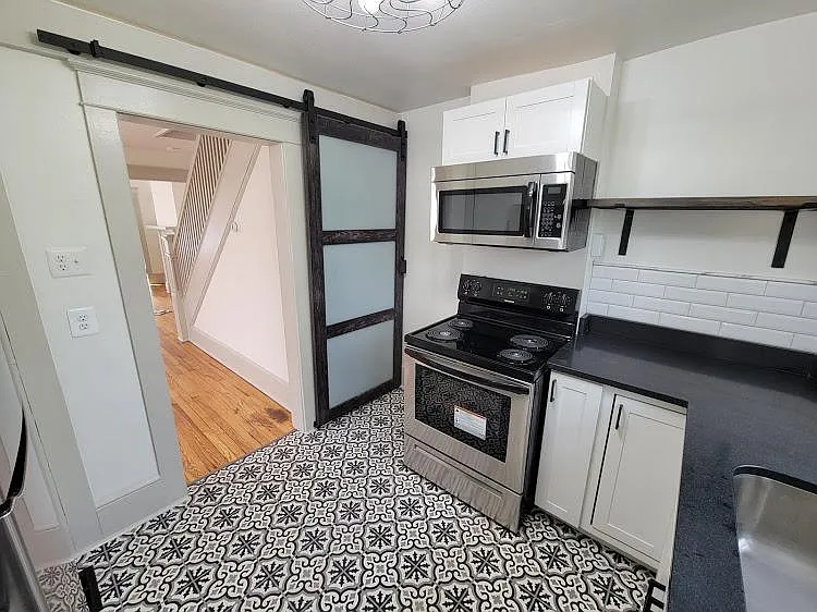 316 Fairview Ave — Photo 4
