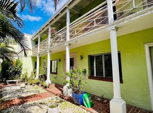 2830 Pine Tree Dr APT 1, Miami Beach, FL 33140