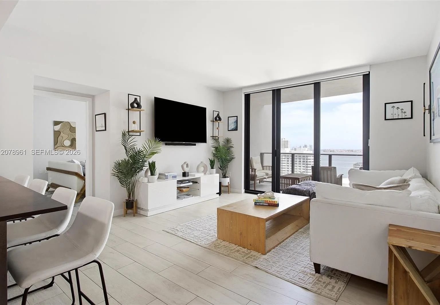 1010 Brickell Condo — Photo 4